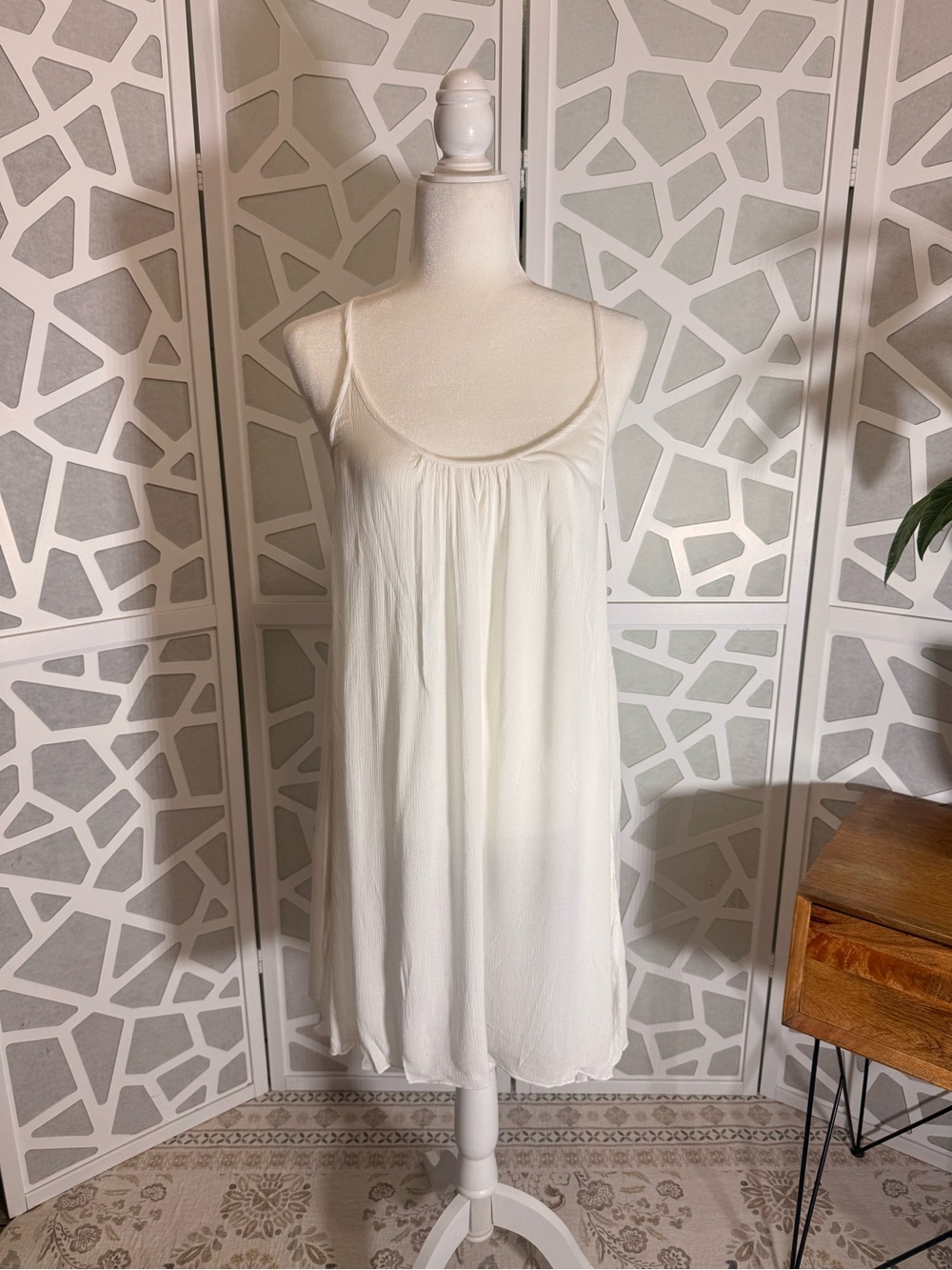 Elan White Open-Back Flowy Dress 🤍✨